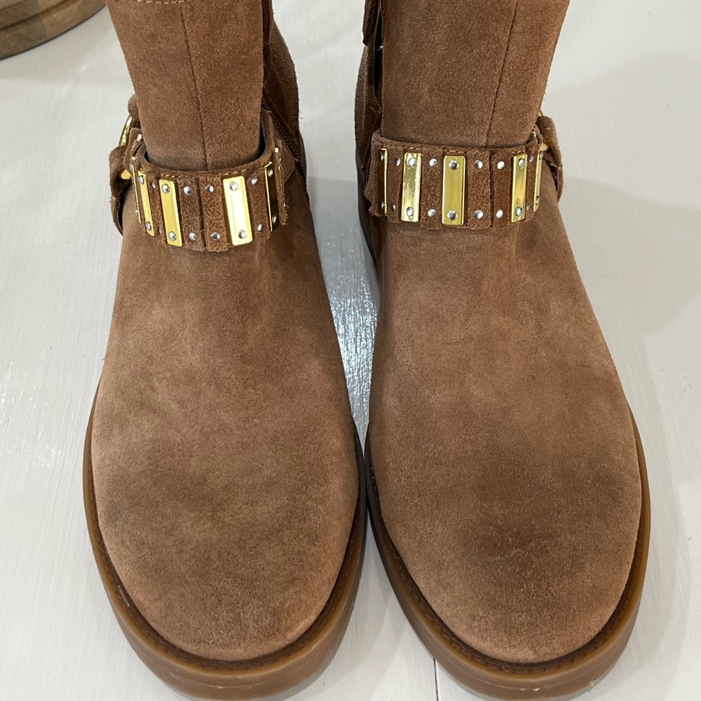 Tan boots